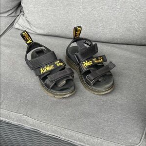 Kids Black Velcro Sandals Dr. Marten’s